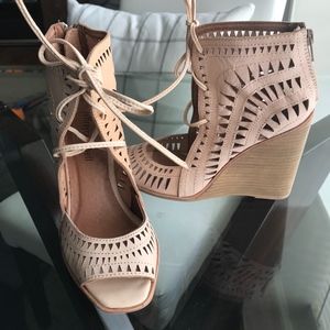 Jeffrey Campbell Rodillo Wedges Size - 7 - NWOT